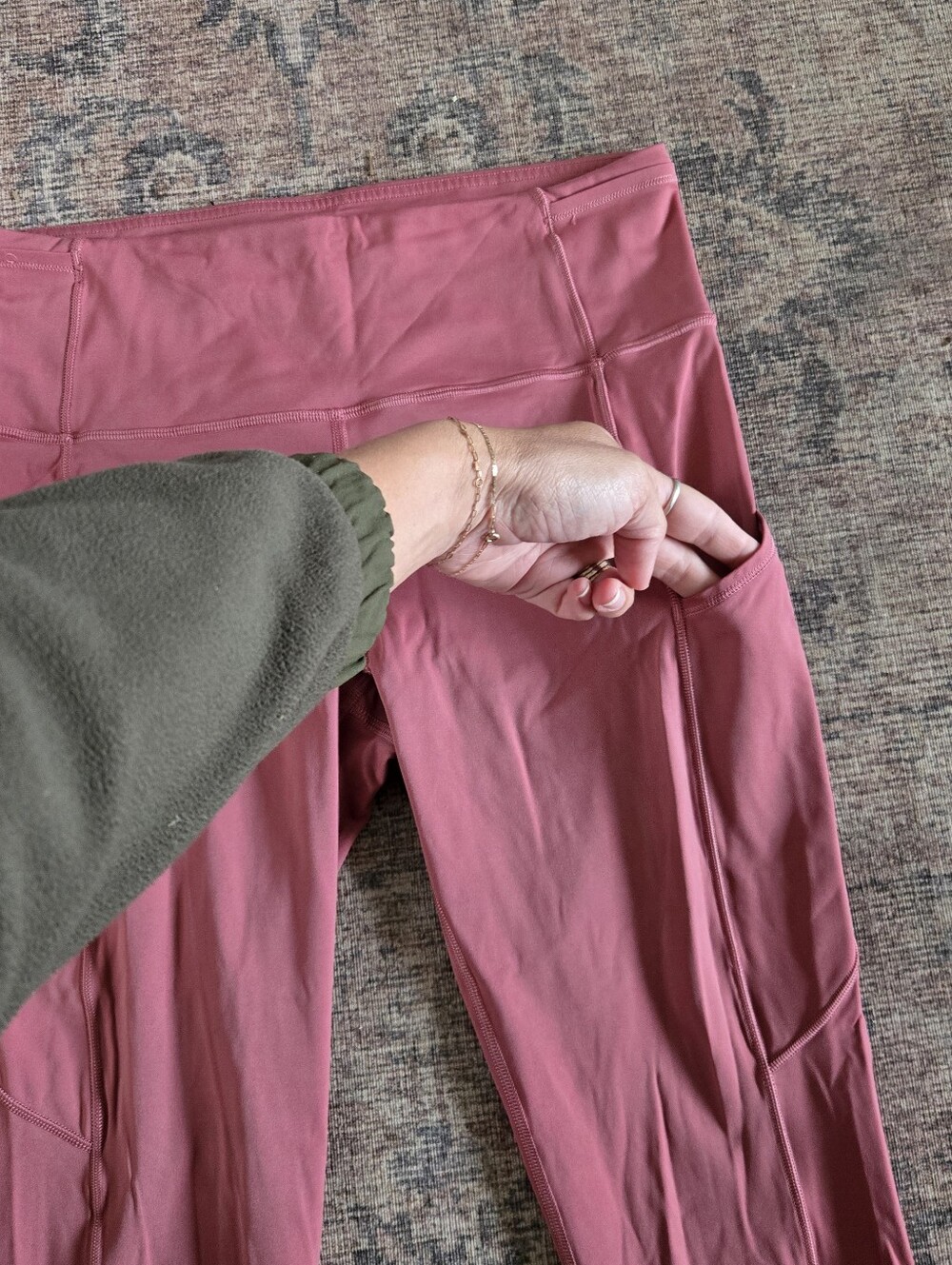 Lululemon Fast and Free High Rise Tight Leggings Pockets 25" Cool Cherry Tint 8 - Picture 5 of 10